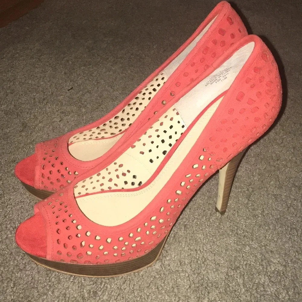 Enzo Angiolini Orange Laser Suede Platform Pumps